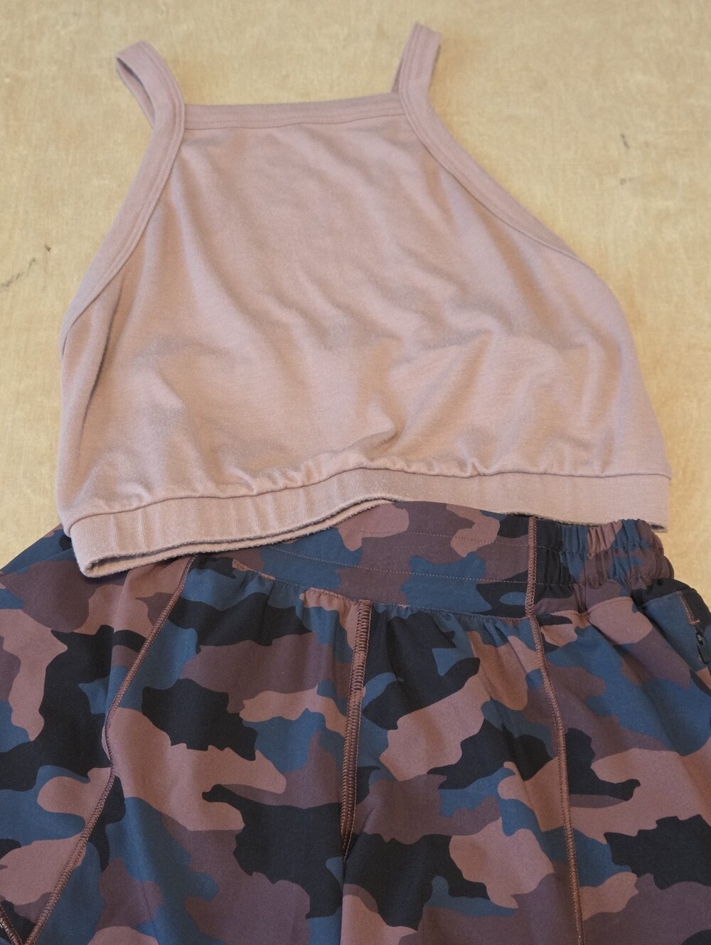 alo Cropped Mauve Tank Top